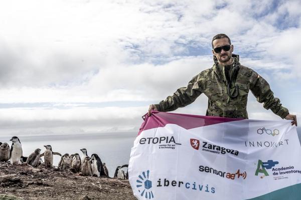 Desafío Bajo Zero en el lugar más remoto del mundo. Autores: Francisco Sanz y Jorge Mata