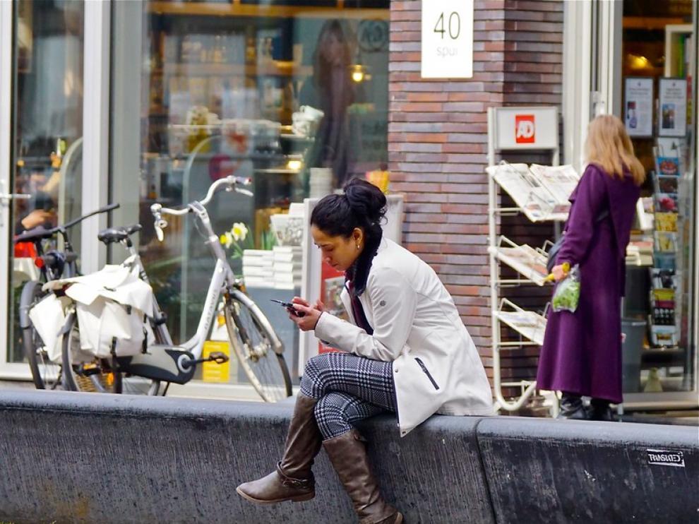 Experimenten: Sal de dudas sobre tu relación de pareja revisando tu lenguaje en whatsapp