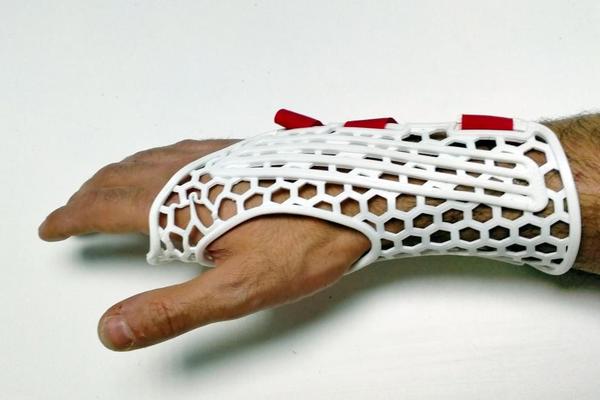 Inventa soluciones que harán la vida más fácil a niños con discapacidad en el hackatón Make It Special