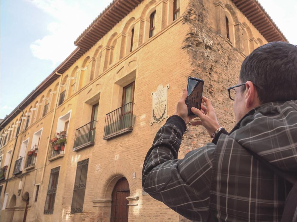 Paseo fotográfico para revivir el pasado en 3D. Autores: Equipo Luz para las sombras