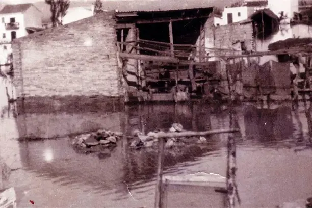 Image for AQUa Empowerment and fLOOds. Mejora del conocimiento colectivo y resiliencia comunitaria de la ciudadanía frente a las inundaciones (AQUELOO)