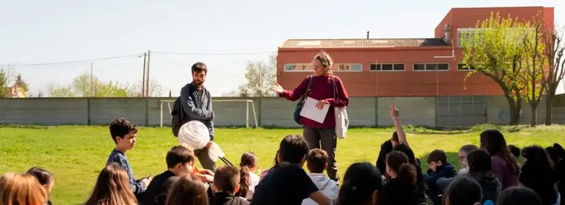 AlasAulas: Evaluando el estado de los polinizadores en el entorno escolar
